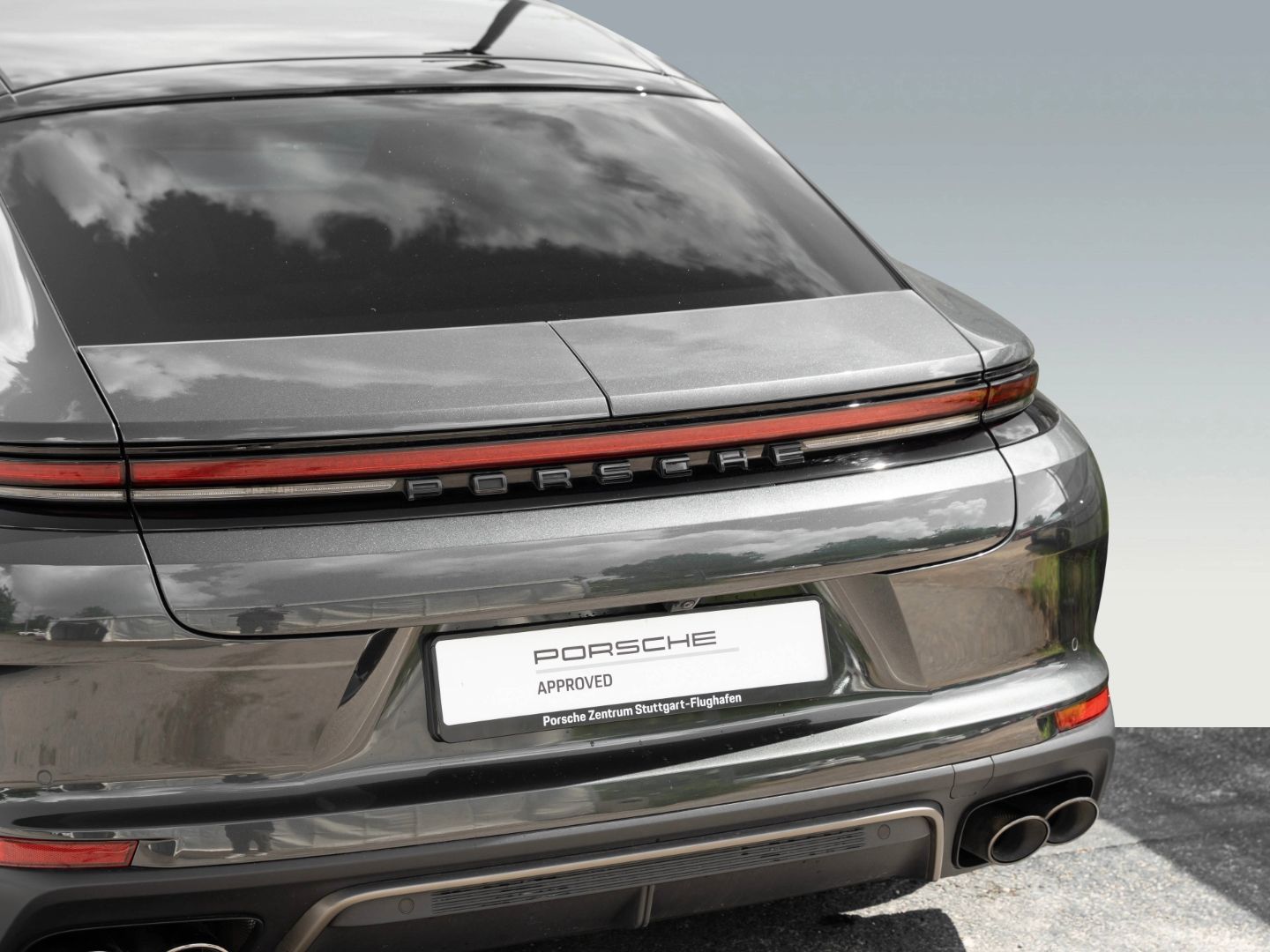 Porsche Panamera Turbo E-Hybrid Surround View Nachtsicht