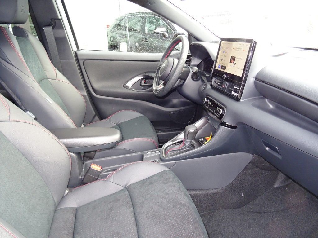 Toyota Yaris Hybrid 130 1.5 VVT-i GR SPORT