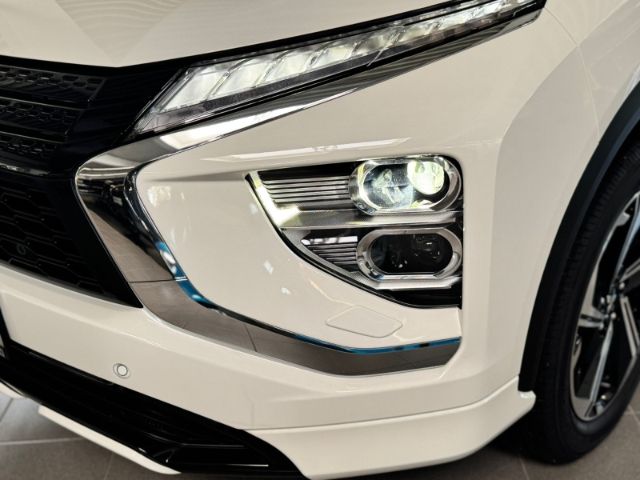 Mitsubishi Eclipse Cross Mitsubishi Plug-In Hybrid Plus MJ2