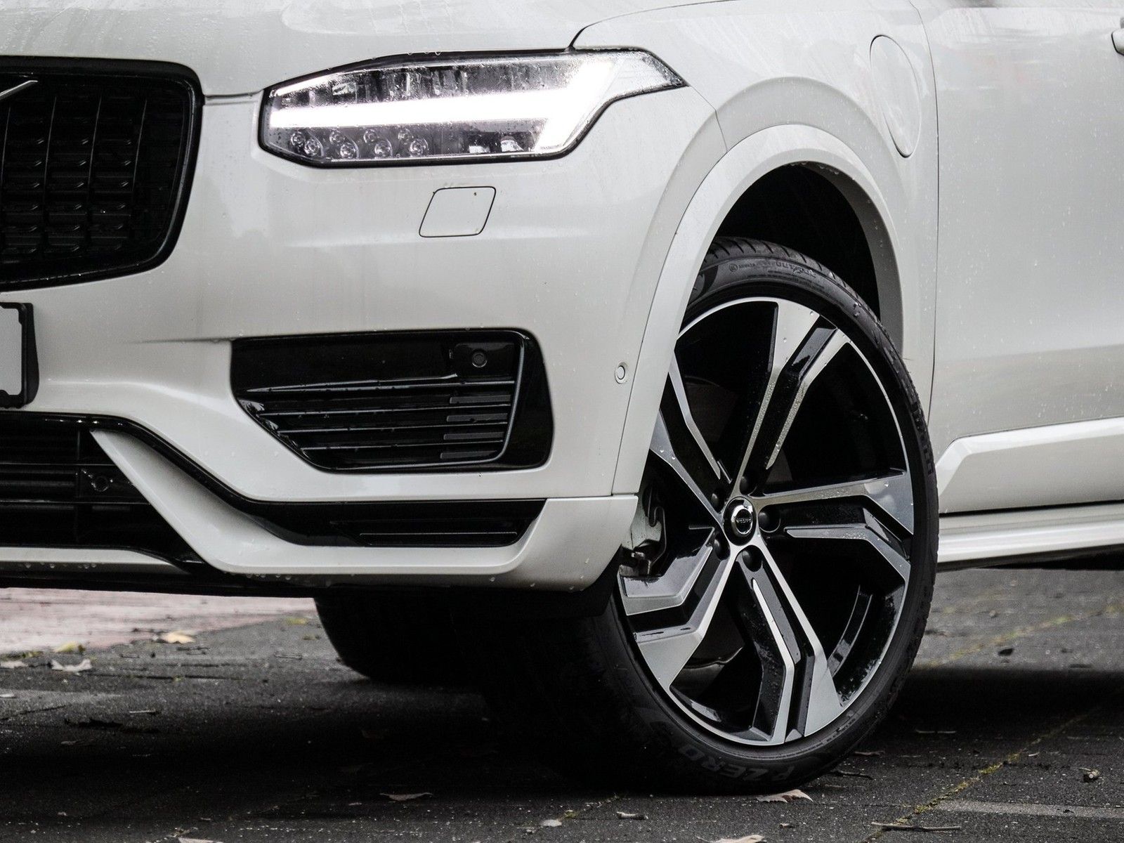 Volvo XC90 T8 Recharge AWD Ultra Dark NP:105.120,-//B&