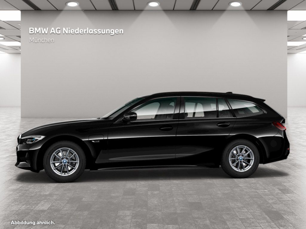 BMW 330e Touring Sport Line - Samsaru's Car Outlet