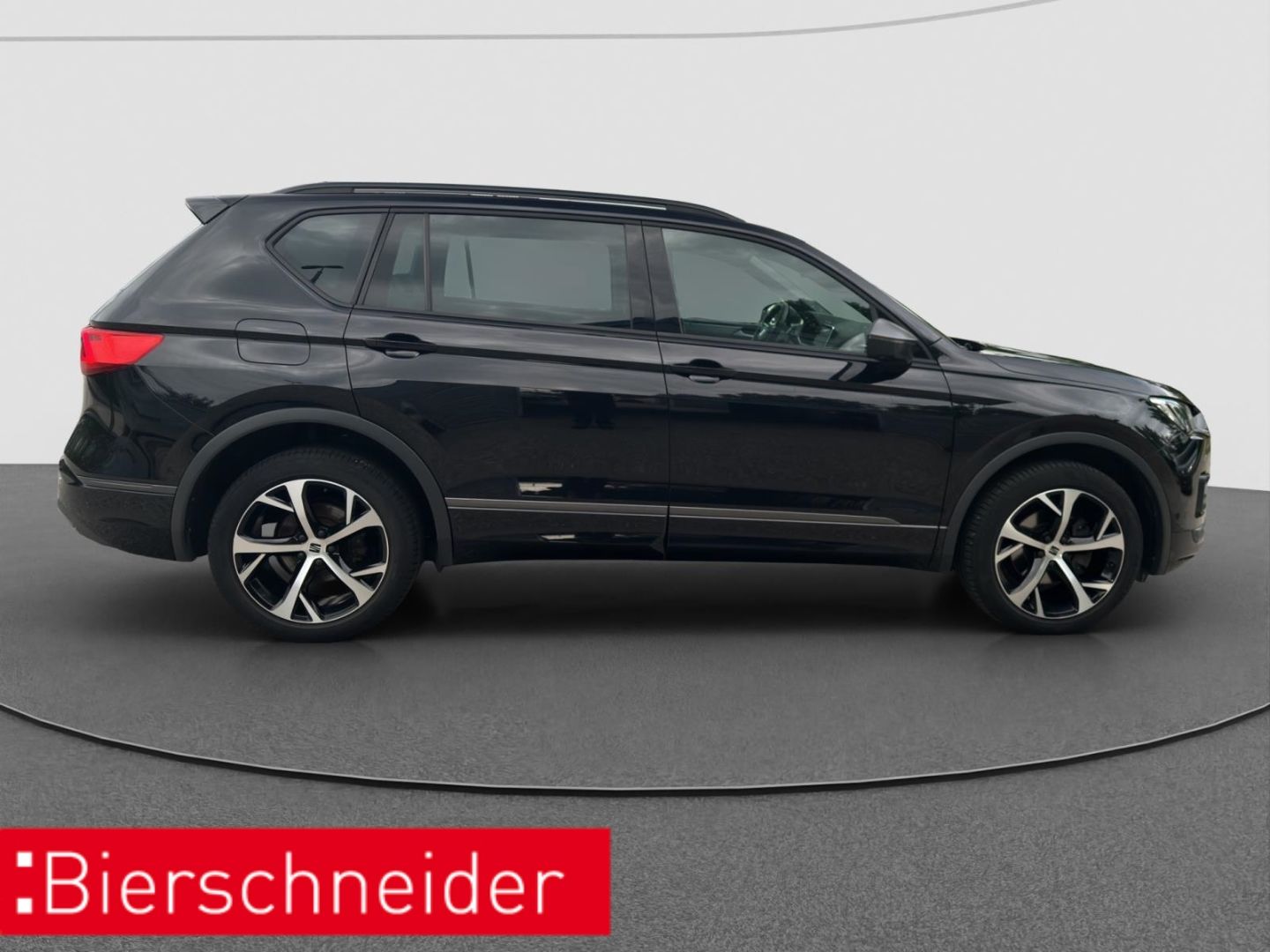 Seat Tarraco 2.0 TDI DSG AB282EUR FR AHK NAVI REAR SH