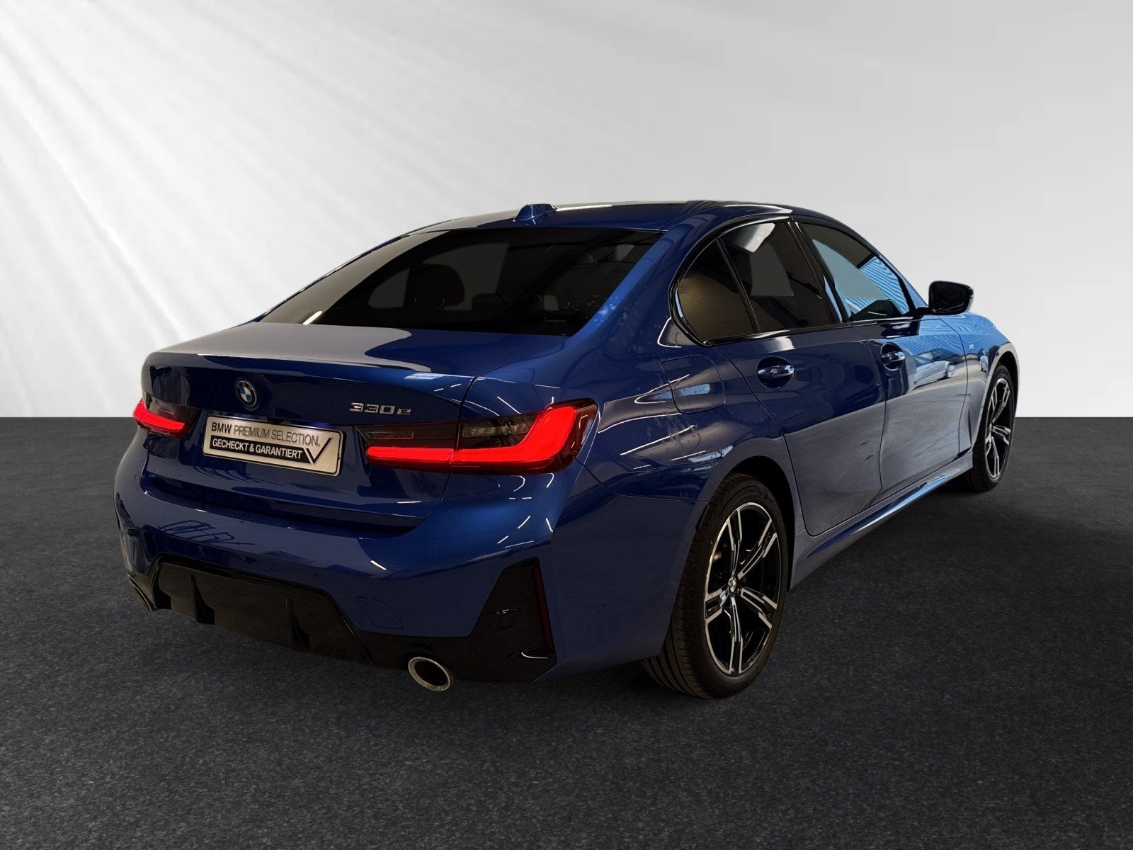 BMW 330e M Sport|Glasdach|Head-Up|H/K