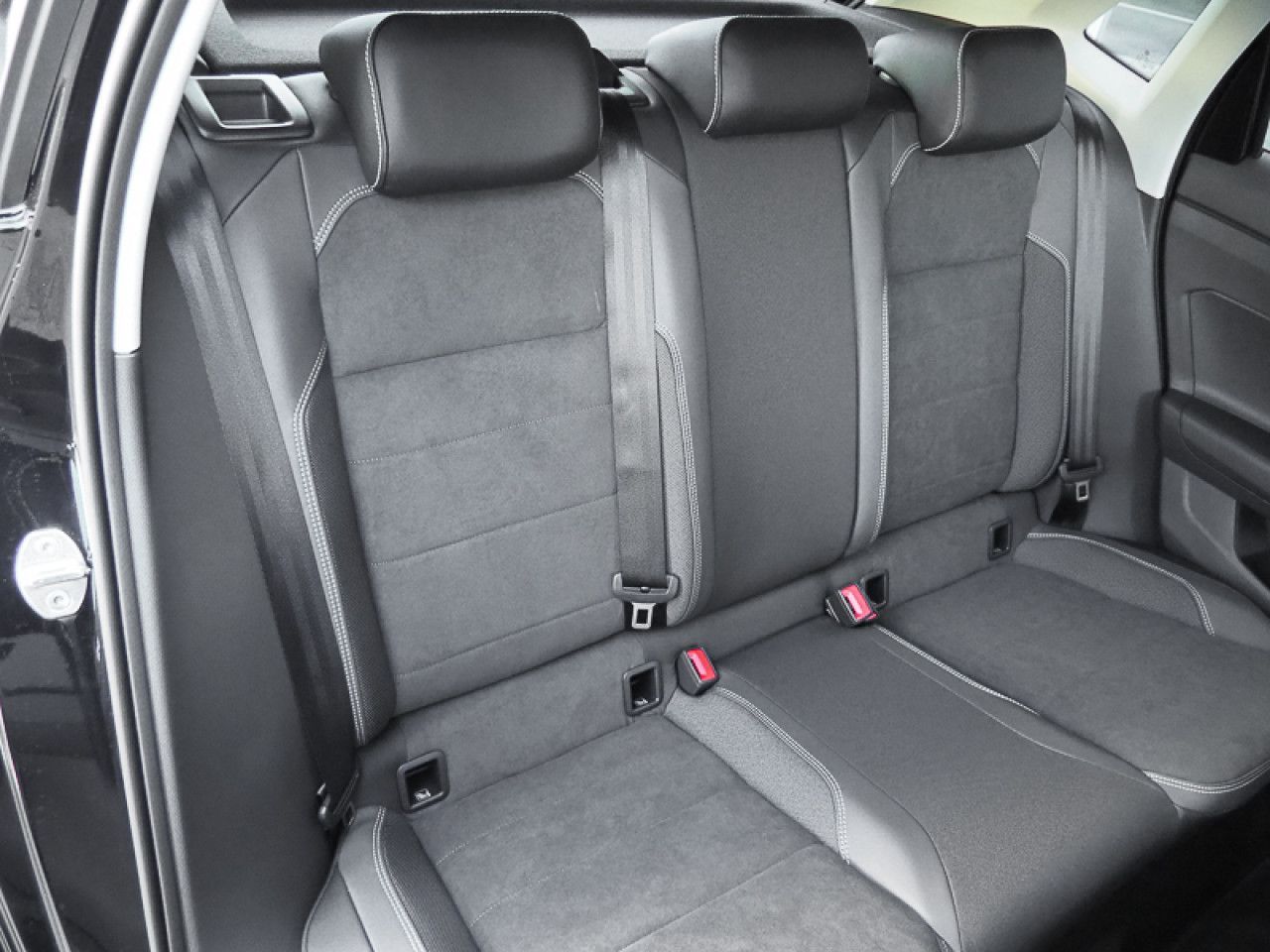 Volkswagen Polo 1.0 TSI DSG Style AHK, NAVI, ACC, PANORAMA