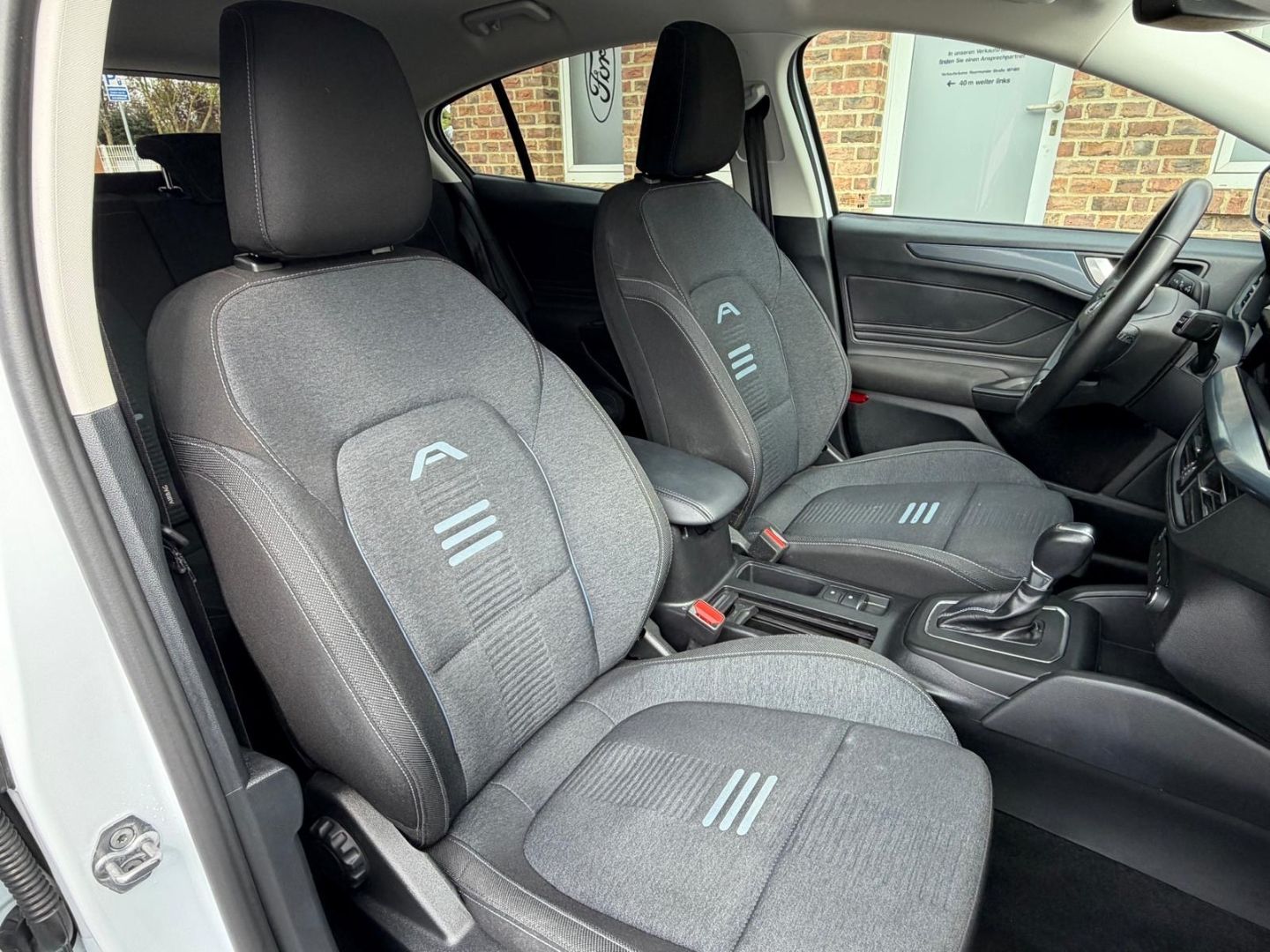 Ford Focus 1.0 Active Eco Automatik Navi LED ACC Appl
