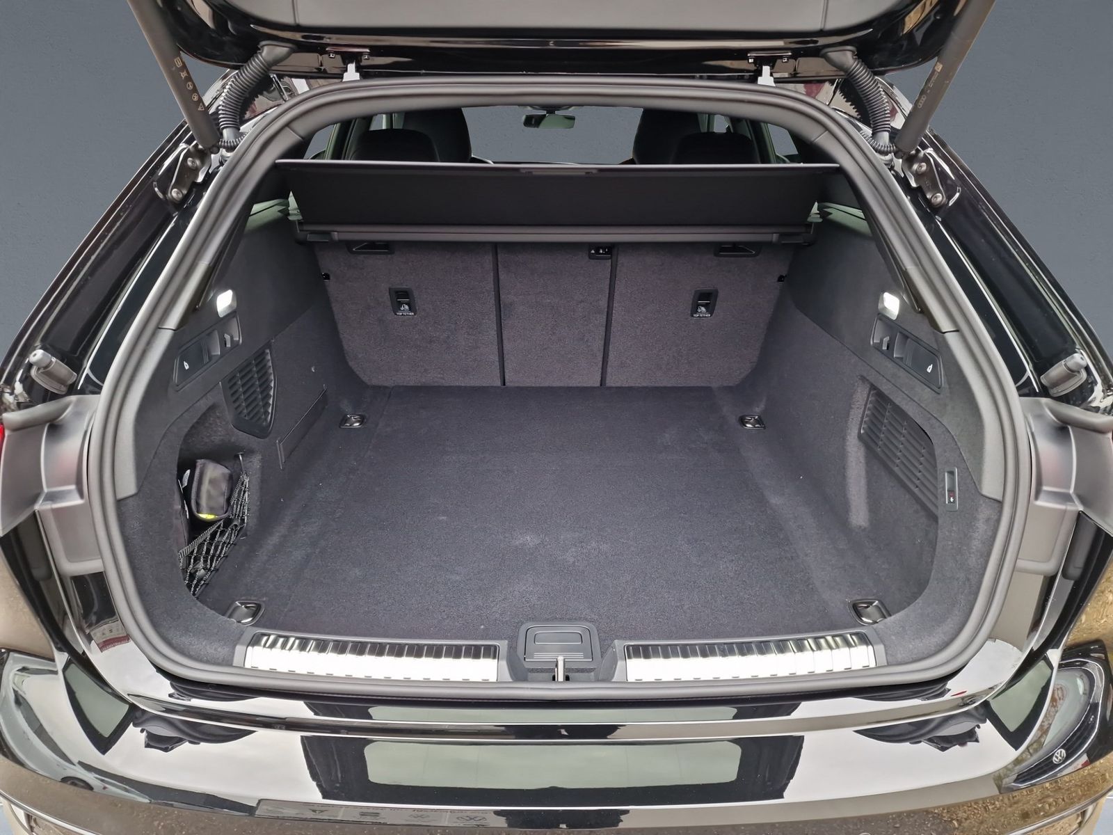 Audi A5 Avant TFSI qu 2x S line MATRIX B&O AHK KAM Hu