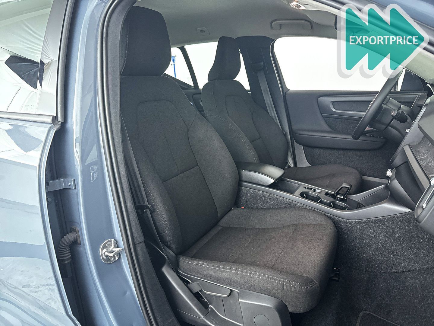 Volvo XC40 T2 Momentum Core | Parkeercamera | Tempomat