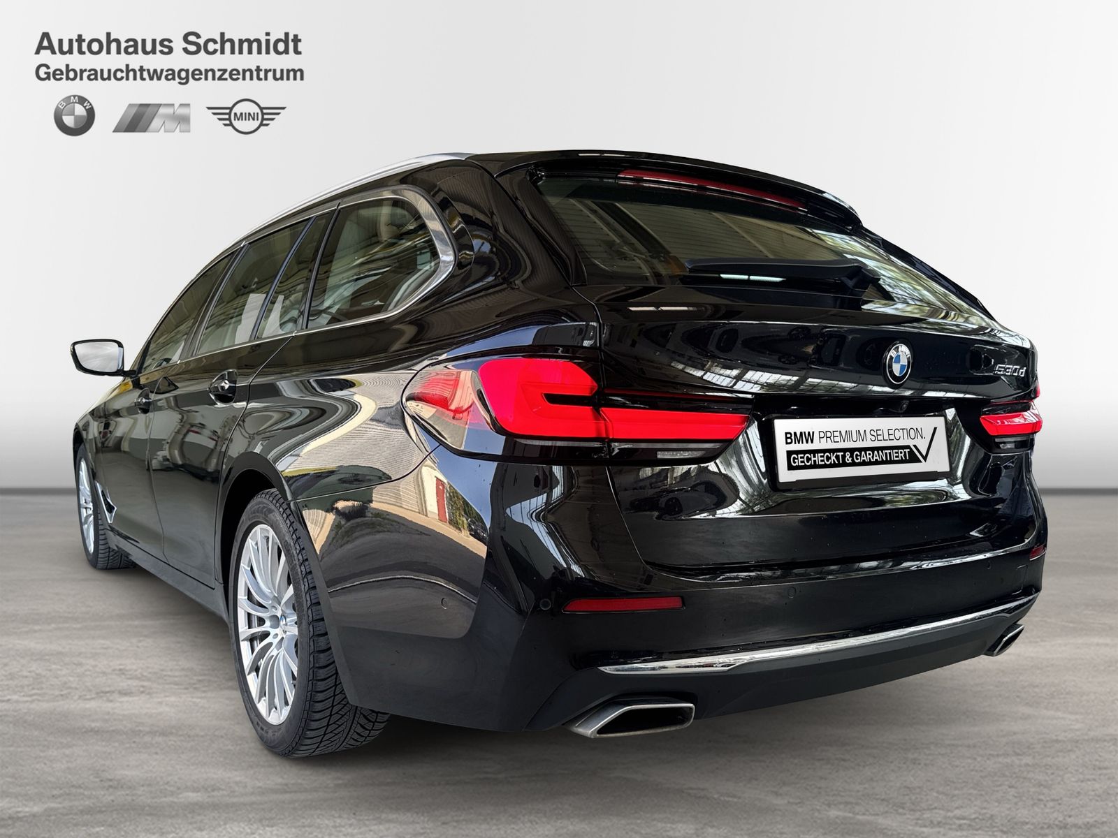 BMW 530d Touring*Luxury Line*LC Prof.*HUD*HiFi*Pano*