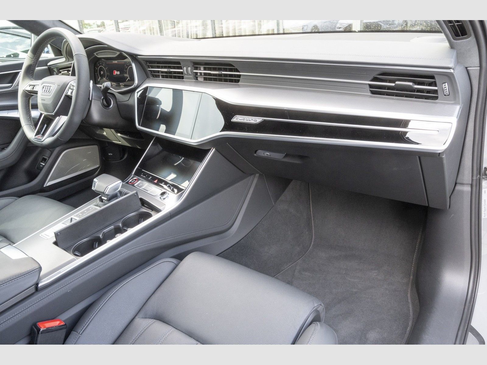 Audi RS6 Black+/B+O Advanced/RS-AGA/Pano/Laser/HuD/AC