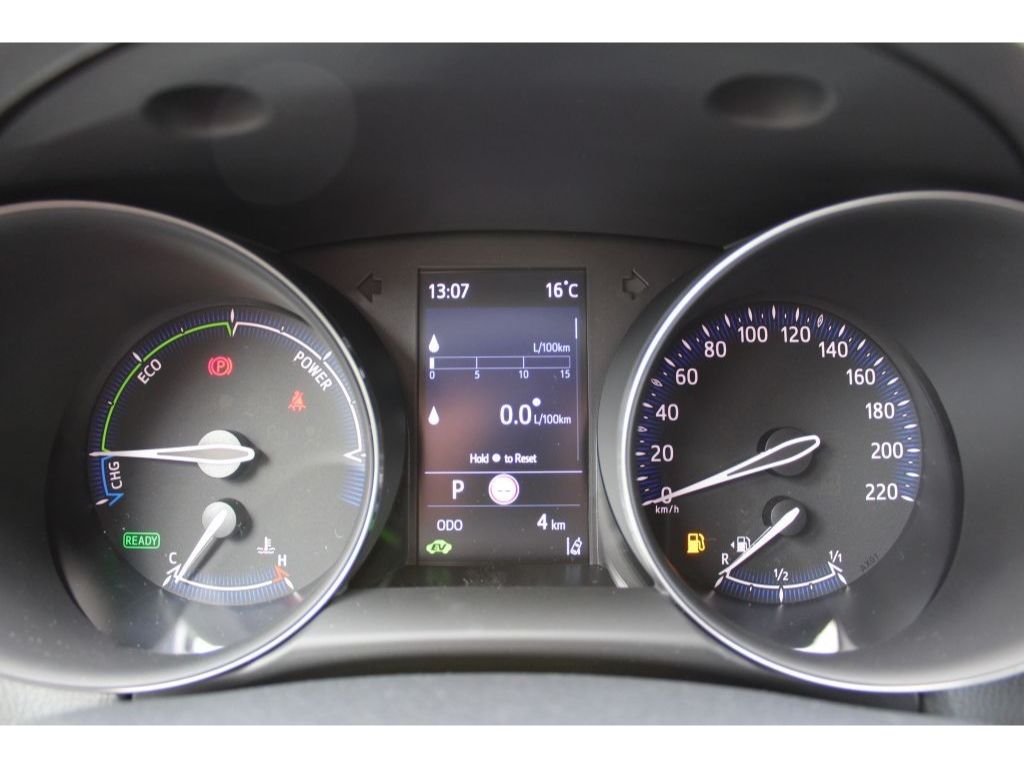 Toyota C-HR Hybrid Flow 1.8 Hybrid - Samsaru's Car Outlet