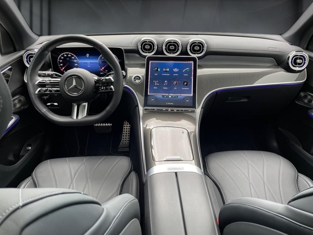 Mercedes-Benz GLC 220 d 4M AMG+AHK+Pano+Distronic+Navi+LM