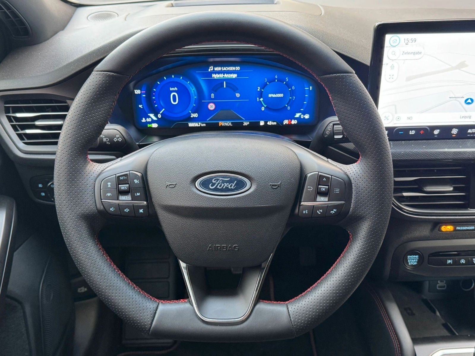 Ford Focus Turnier ST-Line X Automatik+Kamera+HUD