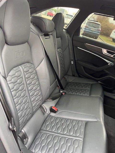 Audi RS6 RS 6 Avant 4.0 TFSI quattro RS Essentials Pa