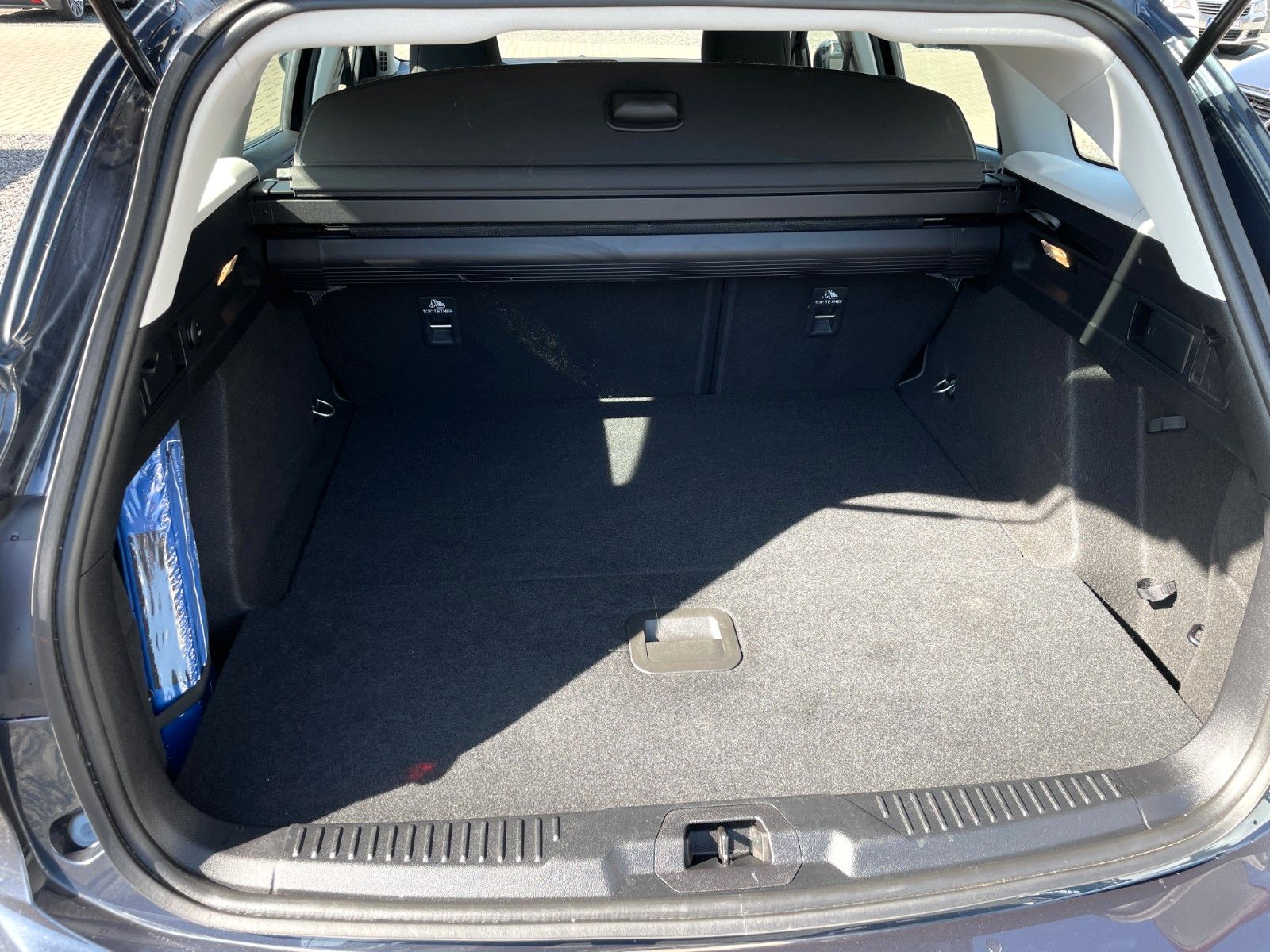 Ford Turnier Titanium - Samsaru's Car Outlet
