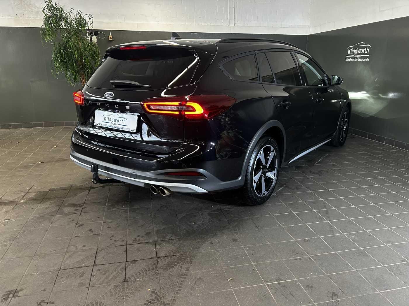Ford Focus Turnier 1.0 E.B. Hybrid Aut. Active X +AHK