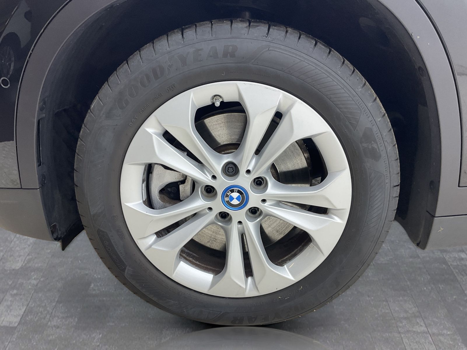 BMW X1 xDrive25e - Samsaru's Car Outlet