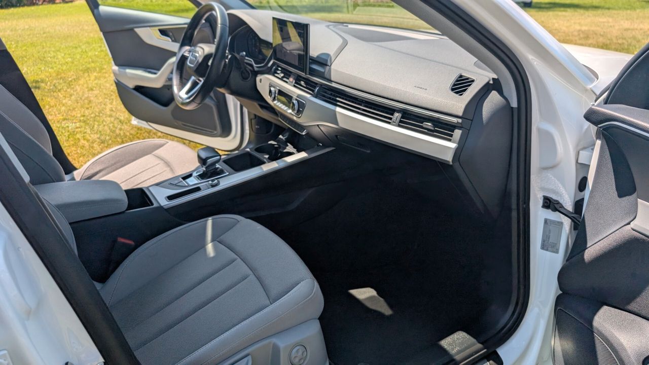 Audi A4 Avant 35 TDI S tronic - Samsaru's Car Outlet