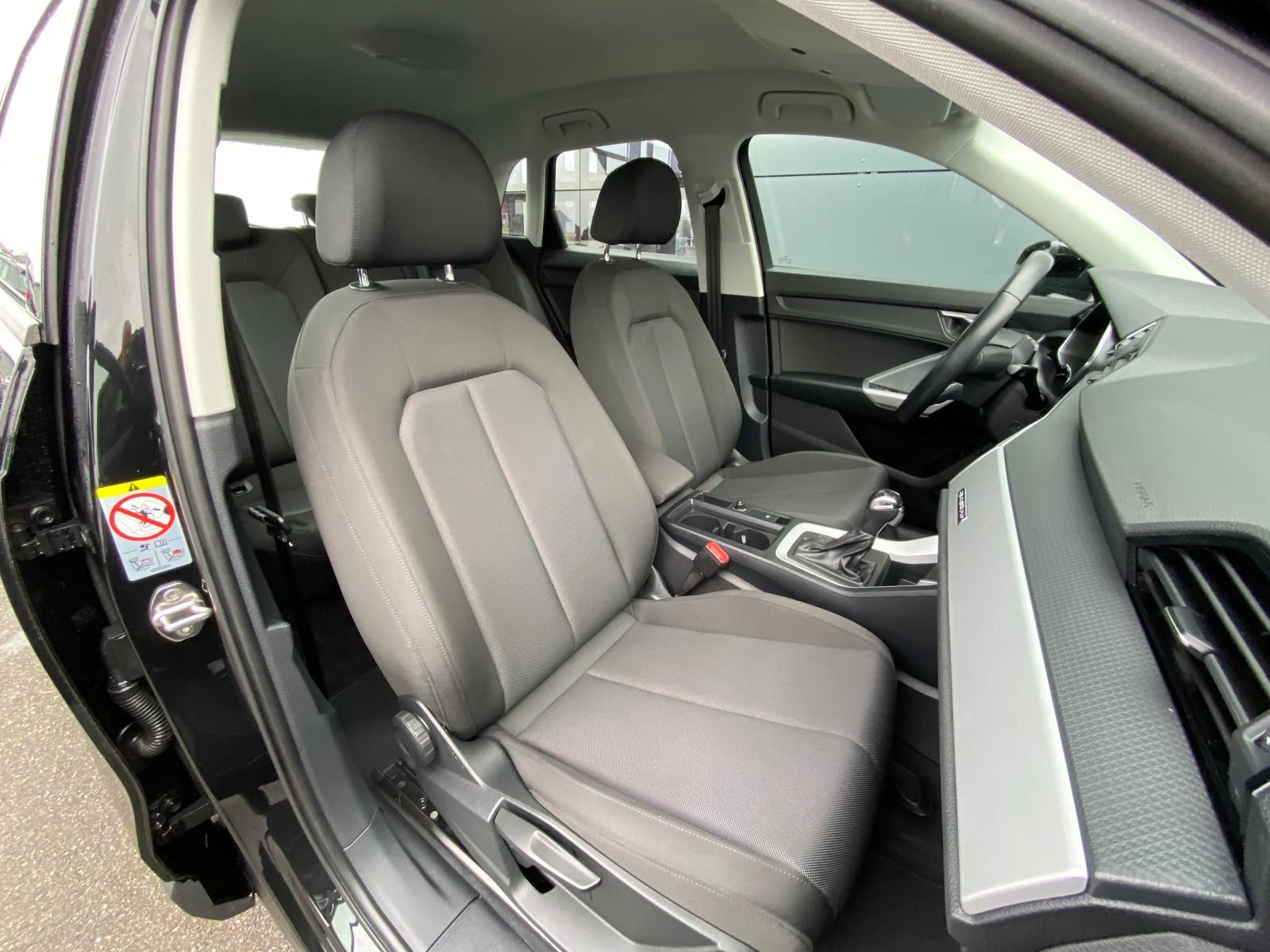 Audi Q3 40 TFSI quattro S-tronic - Samsaru's Car Outlet
