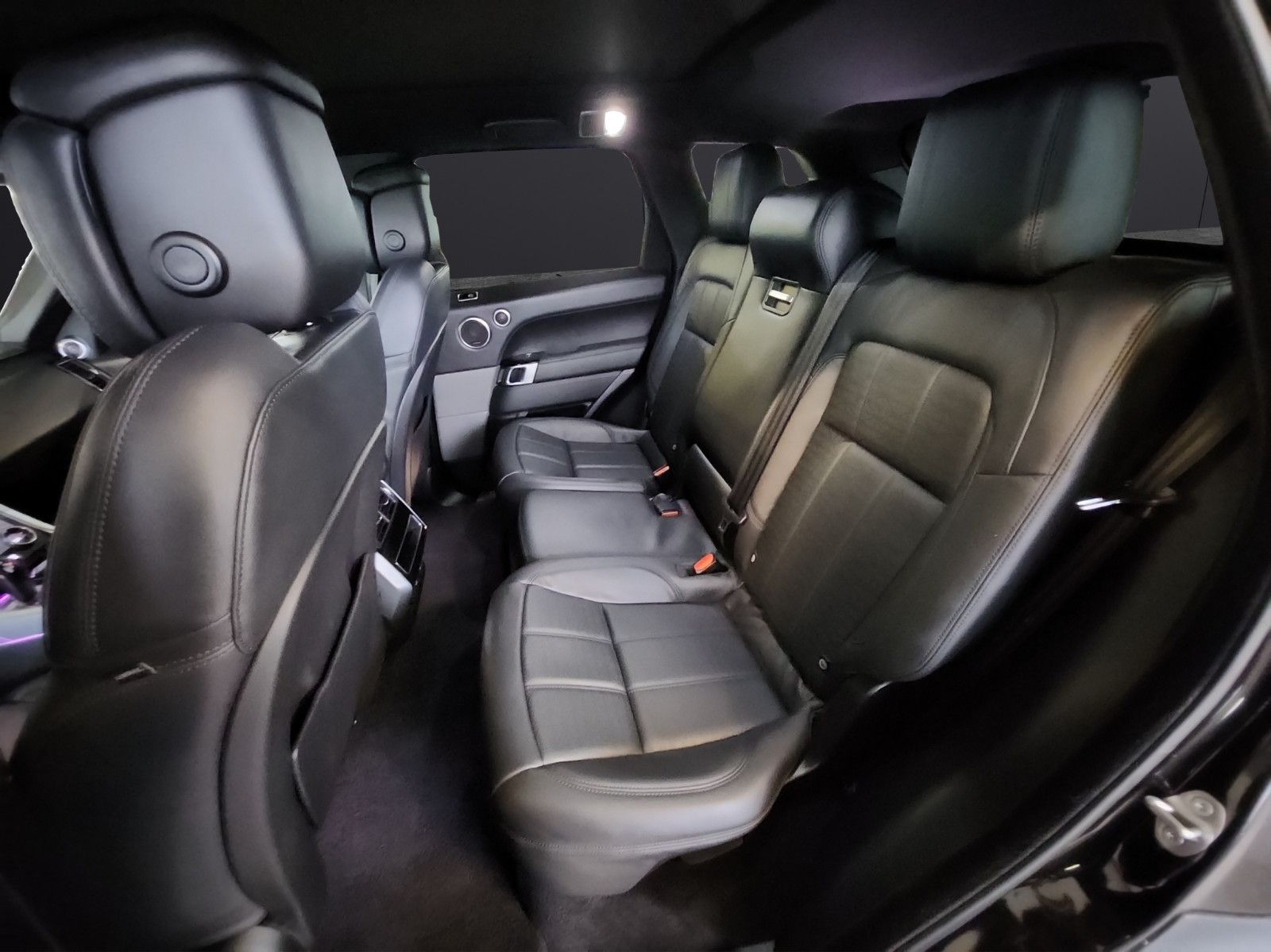 Range Rover Sport - Samsaru's Car Outlet