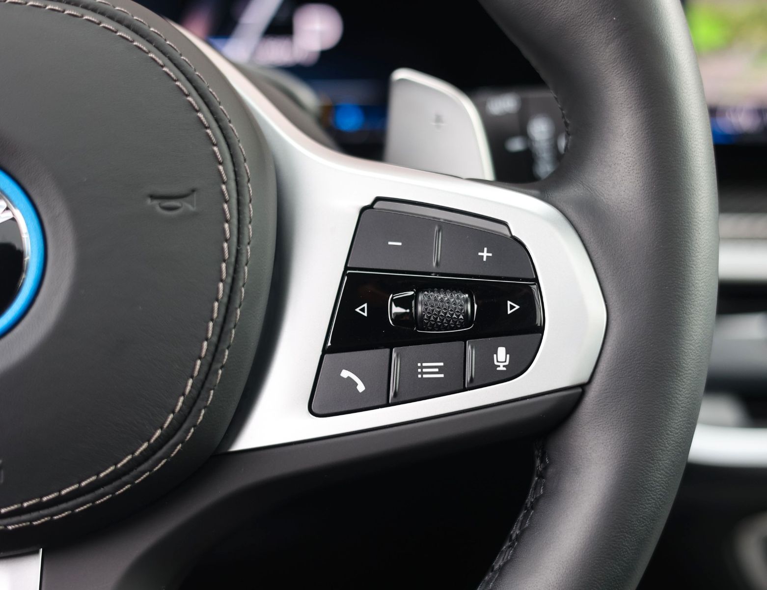 BMW X5 50e xDrive | Pano - AHK - Massage
