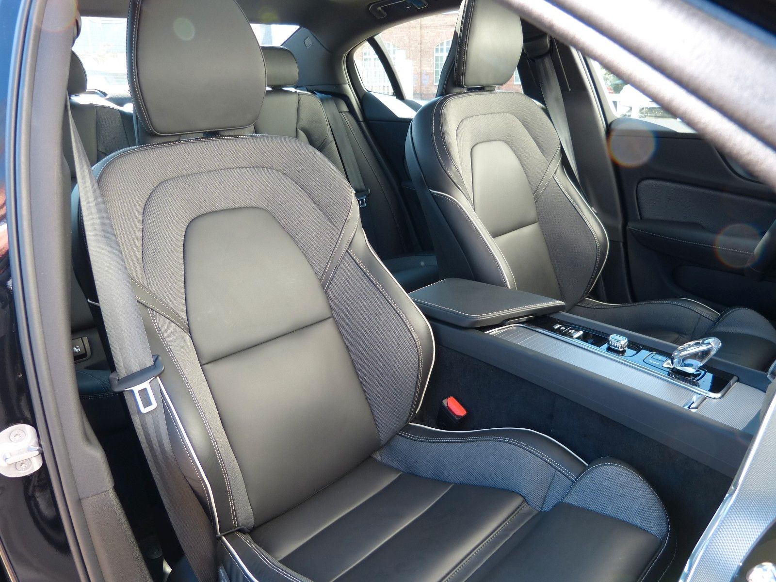 Volvo S60 B4 Plus Dark Automatik SD*StdHz*ACC