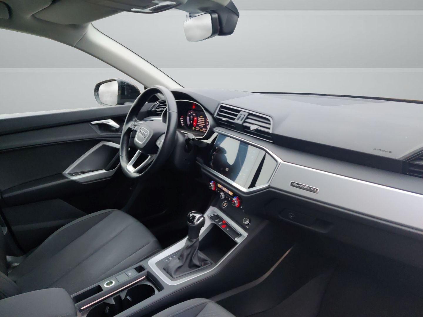 Audi Q3 40 TDI quattro advanced - Samsaru's Car Outlet
