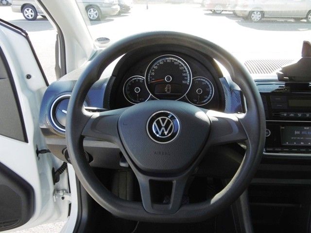 Volkswagen e-up move - Samsaru's Car Outlet
