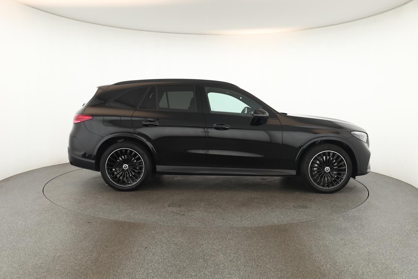 Mercedes-Benz GLC 300 d 4M AMG Advanced Night DIGITAL Pano AHK