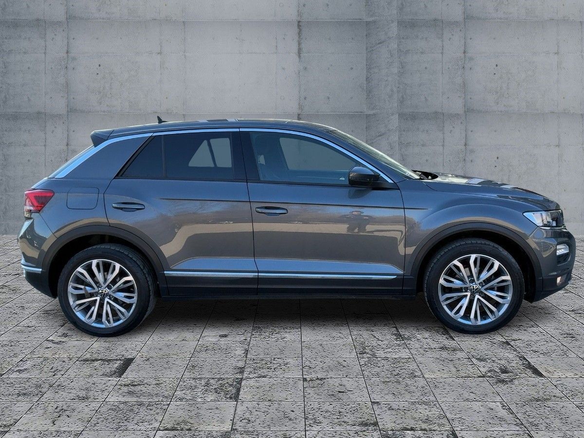 Volkswagen T-Roc 1.5 TSI DSG SPORT - Samsaru's Car Outlet