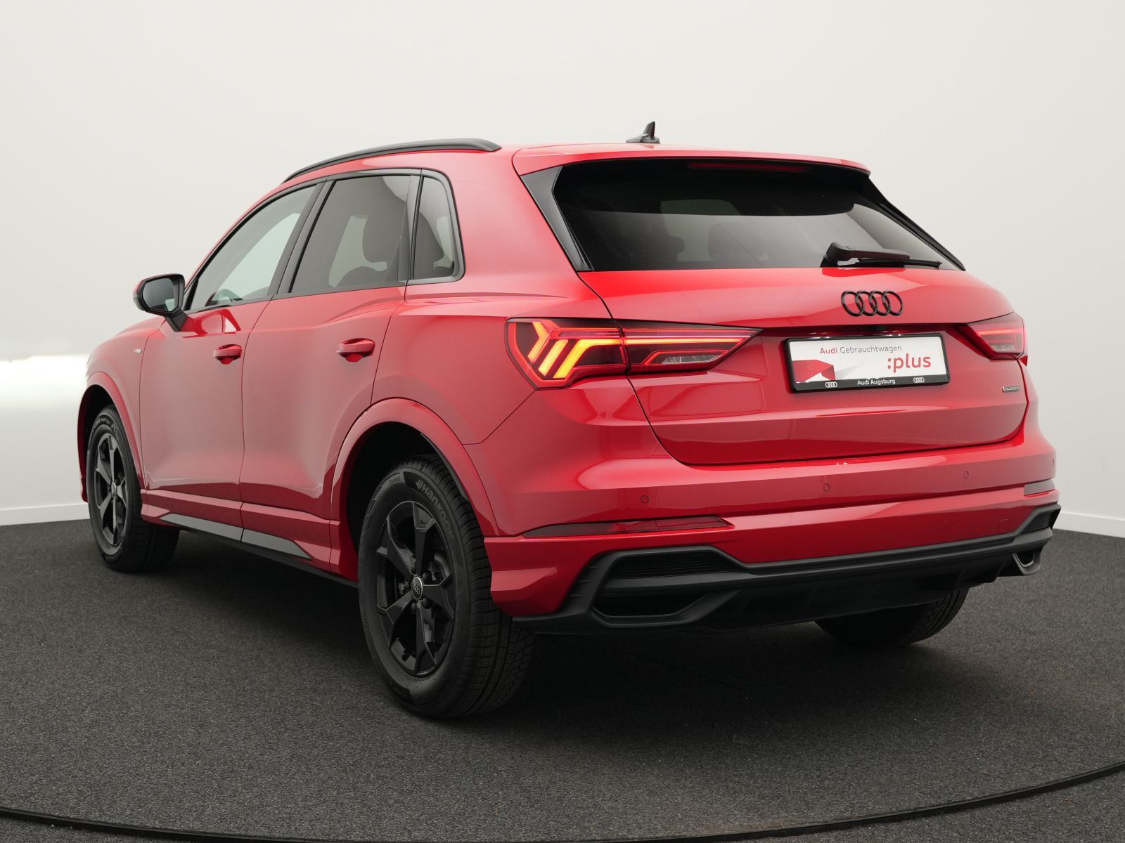 Audi Q3 S line 40 TFSI quattro S tr. *AHK*StdHZ*19''*
