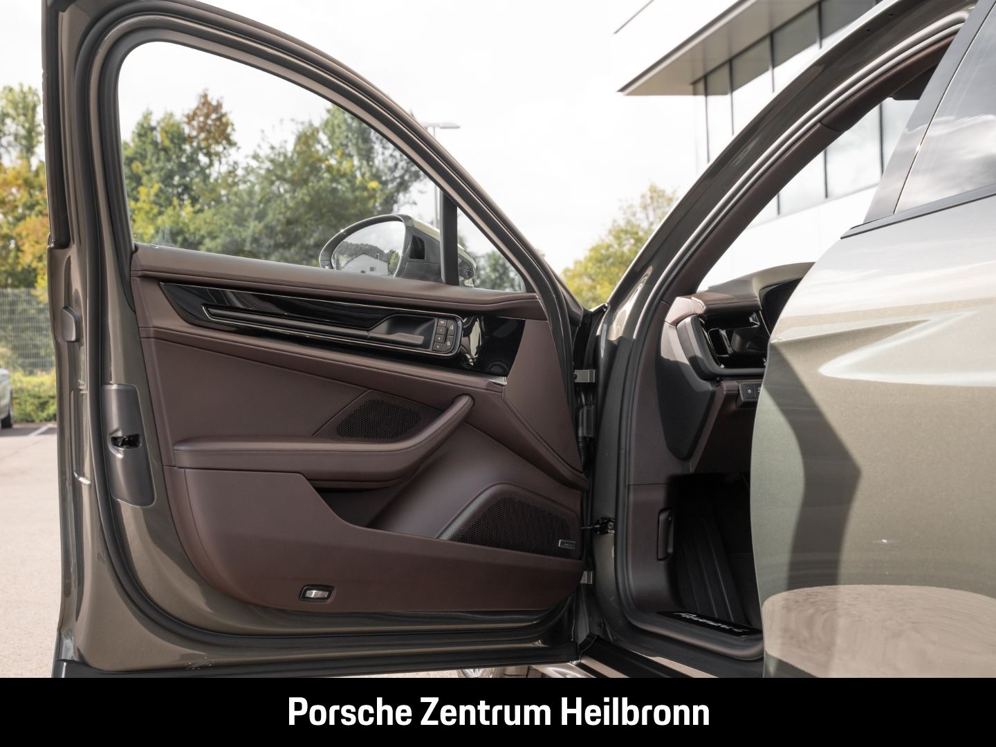 Porsche Panamera 4 E-Hybrid Clubleder HA-Lenkung BOSE