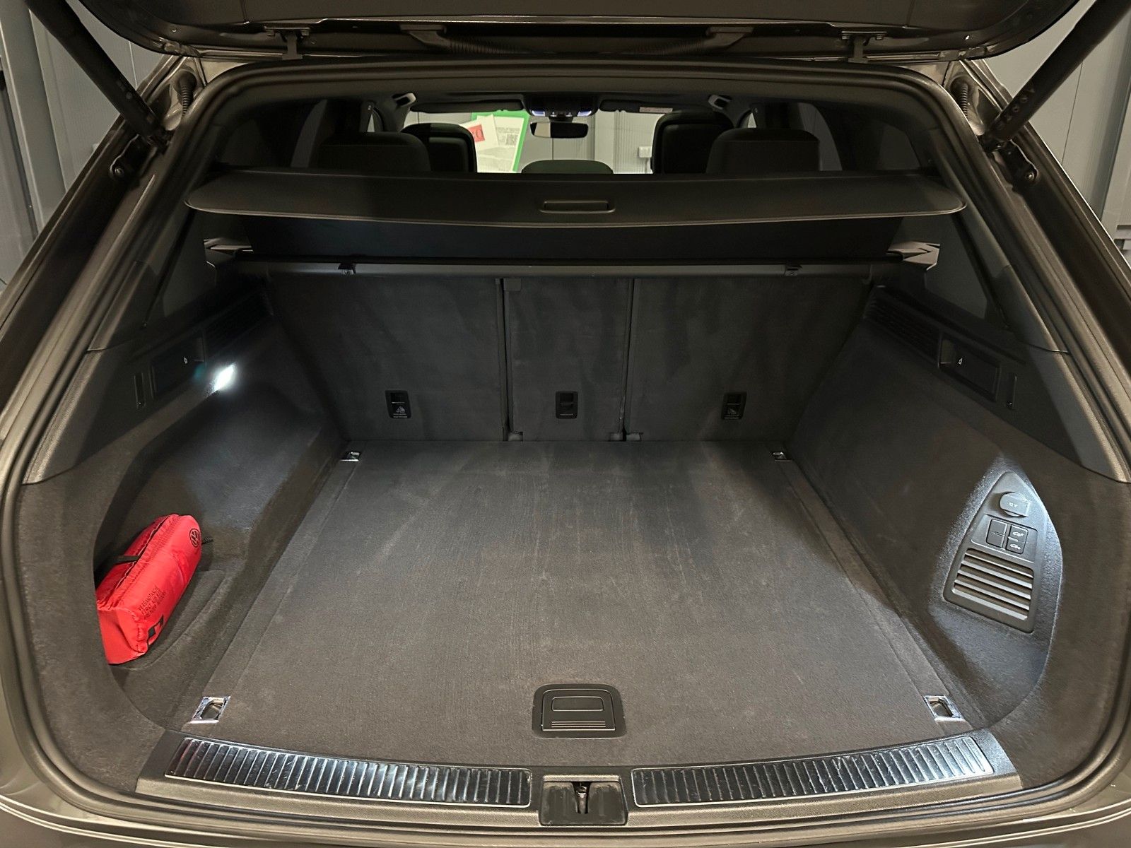 Volkswagen Touareg R-Line 4Motion*Black Style*PANORAMA*LUFT