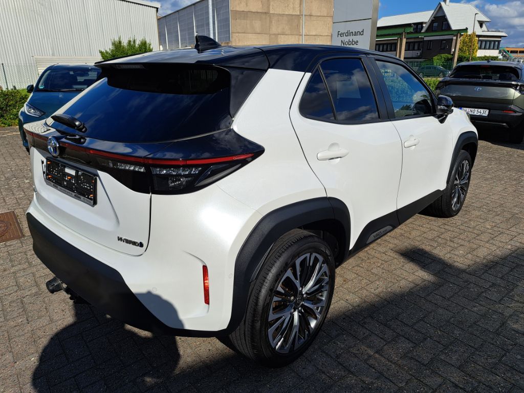 Toyota Yaris Cross Hybrid 1.5 VVT-i Elegant AHK, Teille