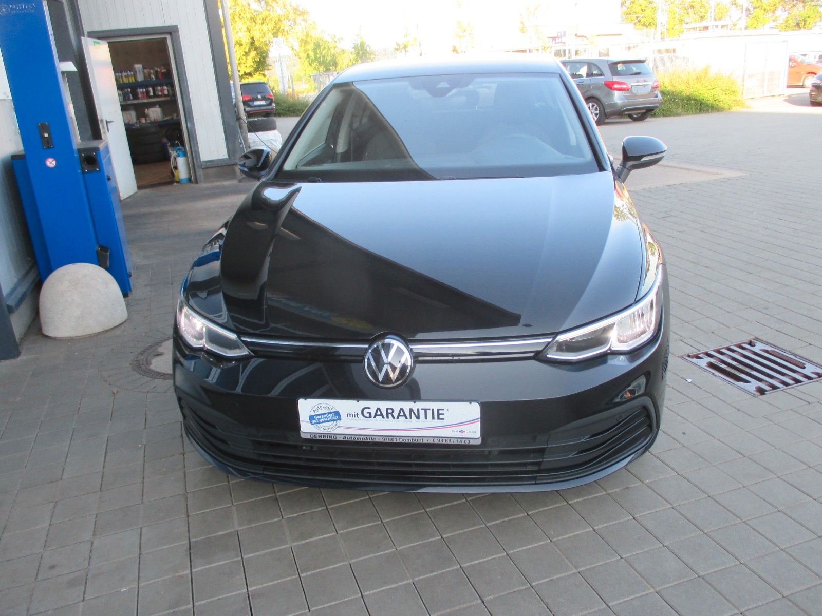 Volkswagen Golf 8 2.0 TDI DSG Life - Samsaru's Car Outlet