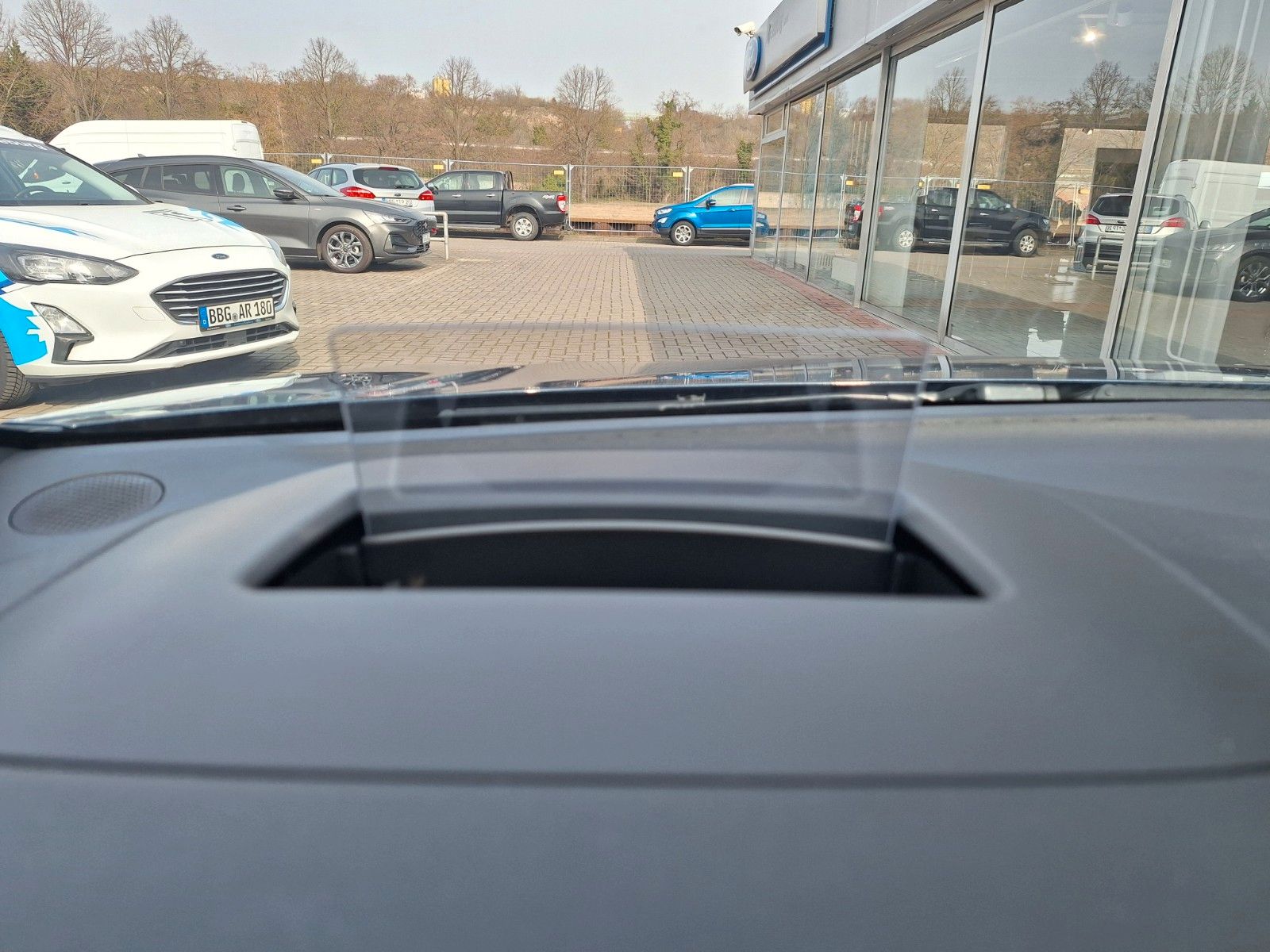 Ford Focus Turnier ST-Line X AHK NAVI LED PDC RFK LMF