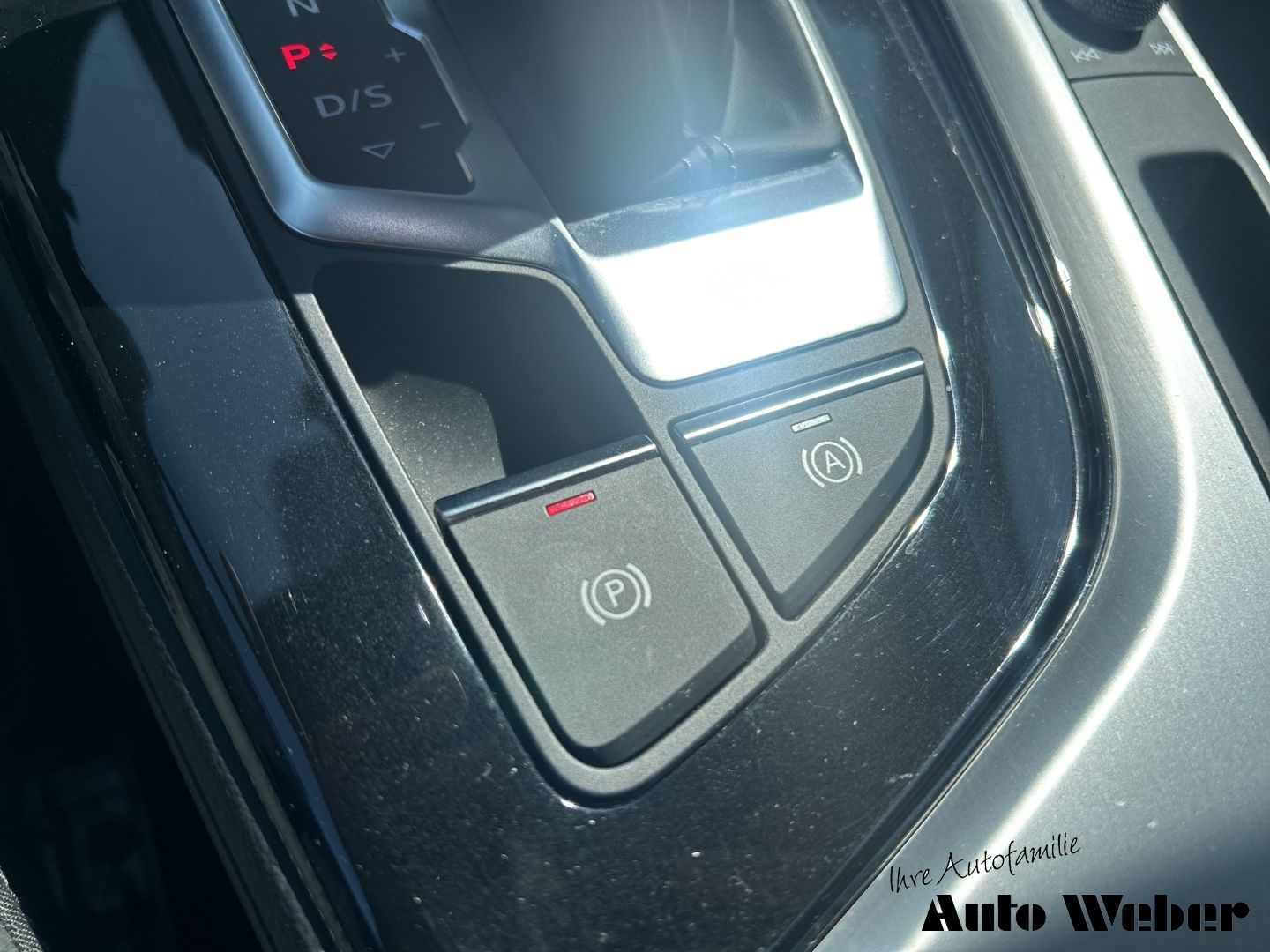 Audi A4 Avant 45TFSI S-Line Quattro - Samsaru's Car Outlet