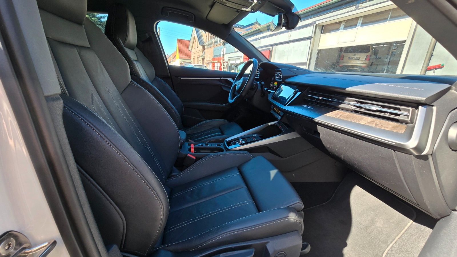 Audi A3 Sportback 40 TFSI e* Sitzh*AHK*Klima*Temp