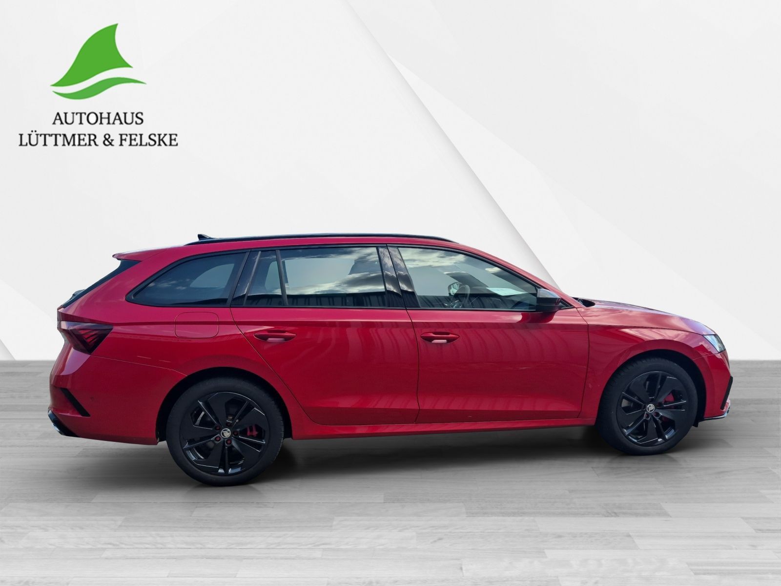 Skoda Octavia Combi RS 1.4 TSI DSG - Samsaru's Car Outlet