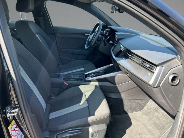 Audi A3 Sportback 35 TDI S-LINE+S-TRONIC+LED+NAVI+ACC