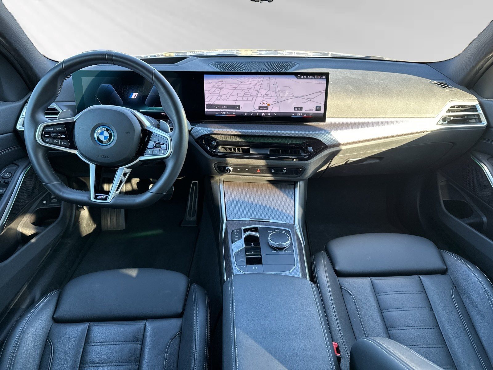 BMW 330e xDrive M Sport|Head-Up|Stop&Go|PA+|DA
