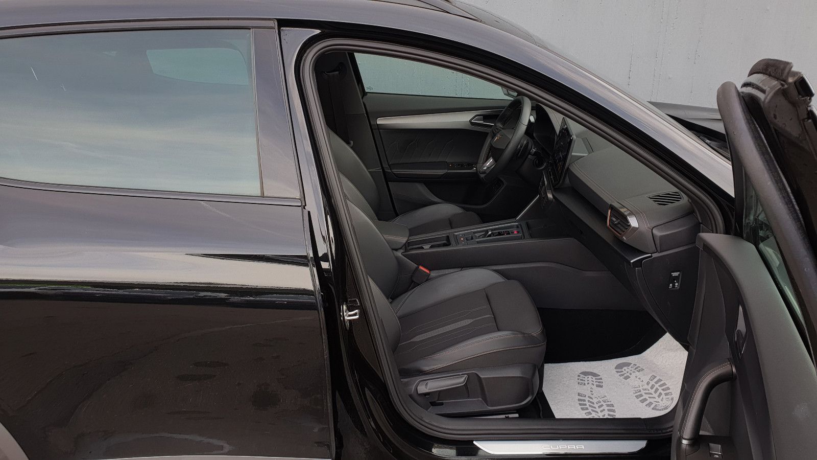 Cupra Formentor 1.4 e-HYBRID VZ DSG Pano/Navi+/ACC/AHK