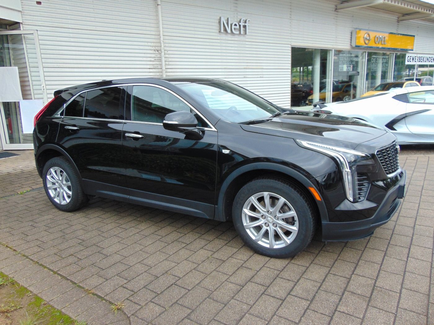 Cadillac XT4 350T Luxury Europamodell AHK schwenkbar Navi