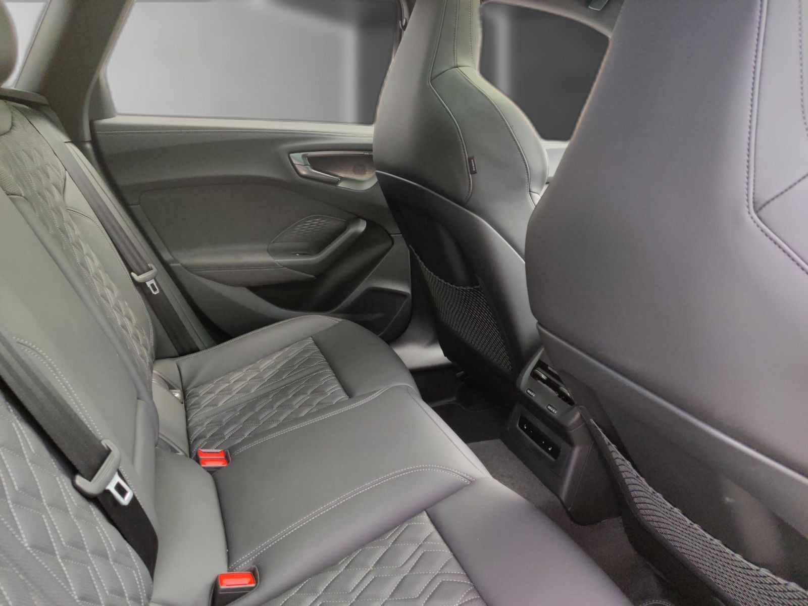 Audi A5 Avant e-hybrid qu. S line S tronic *PANO*HuD*