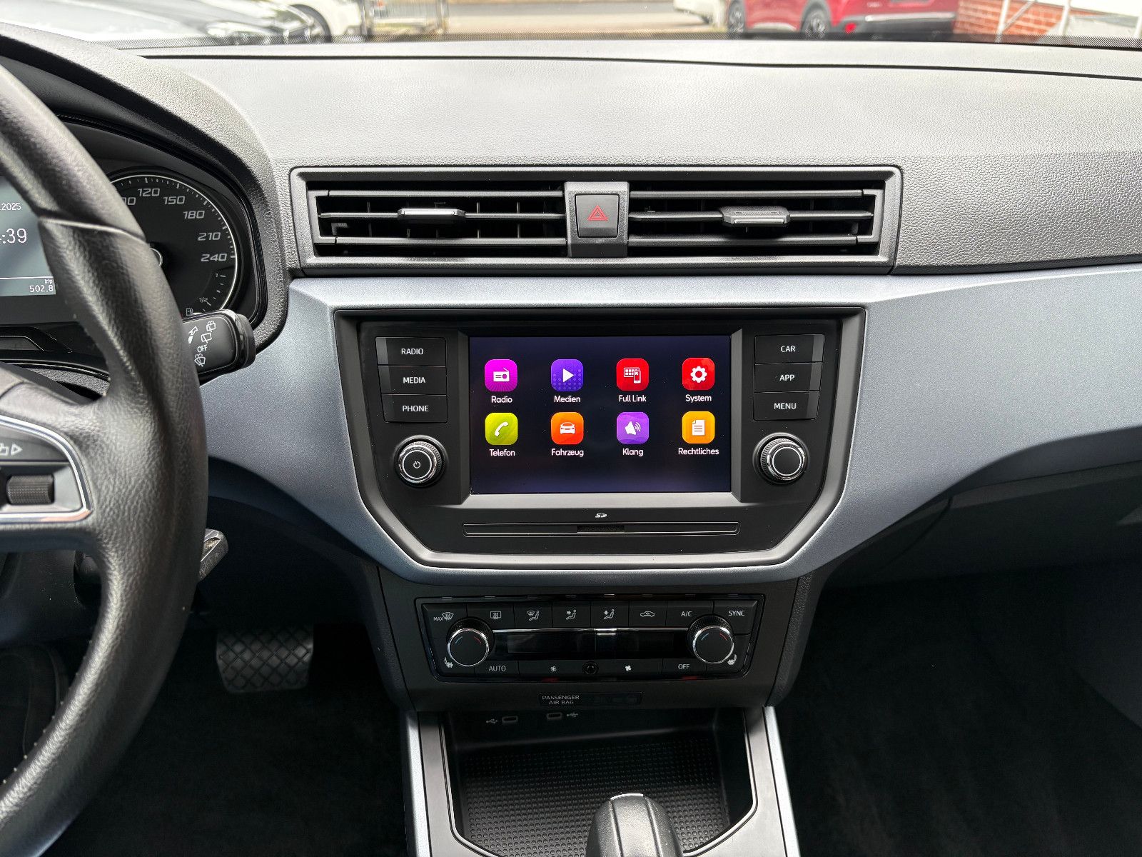 Seat Arona 1.0 TSI AUT. Style - Samsaru's Car Outlet