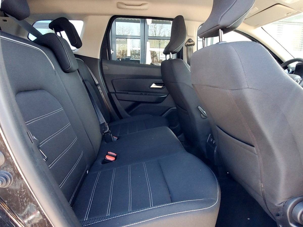 Dacia Duster Prestige TCe 150 4WD - Samsaru's Car Outlet