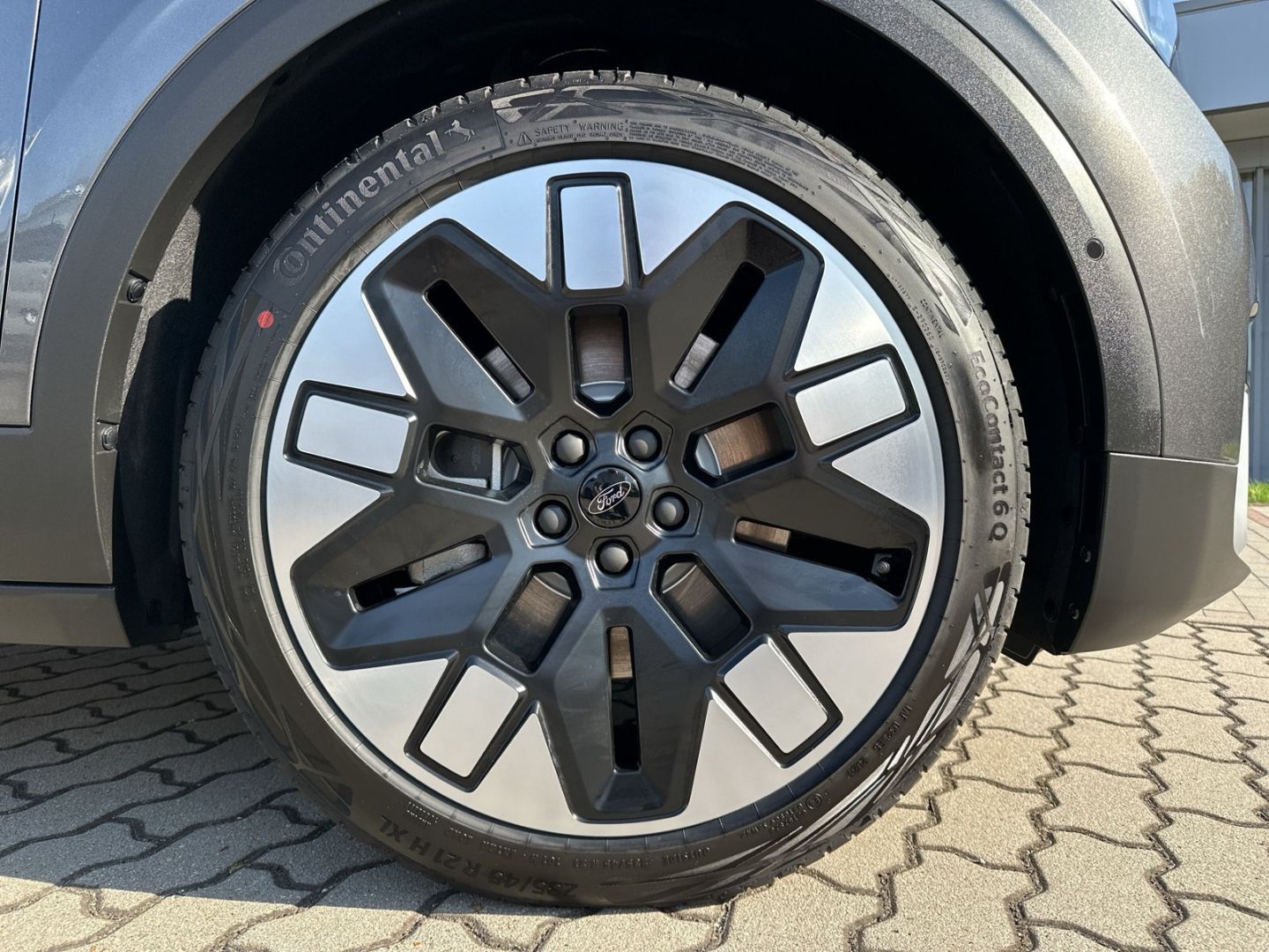 Ford Explorer Premium RWD Matrix-LED Pano Wärmepumpe