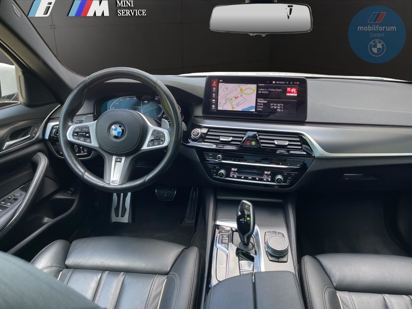 BMW 530 i Touring M-Sport AHK StandHZG Panorama
