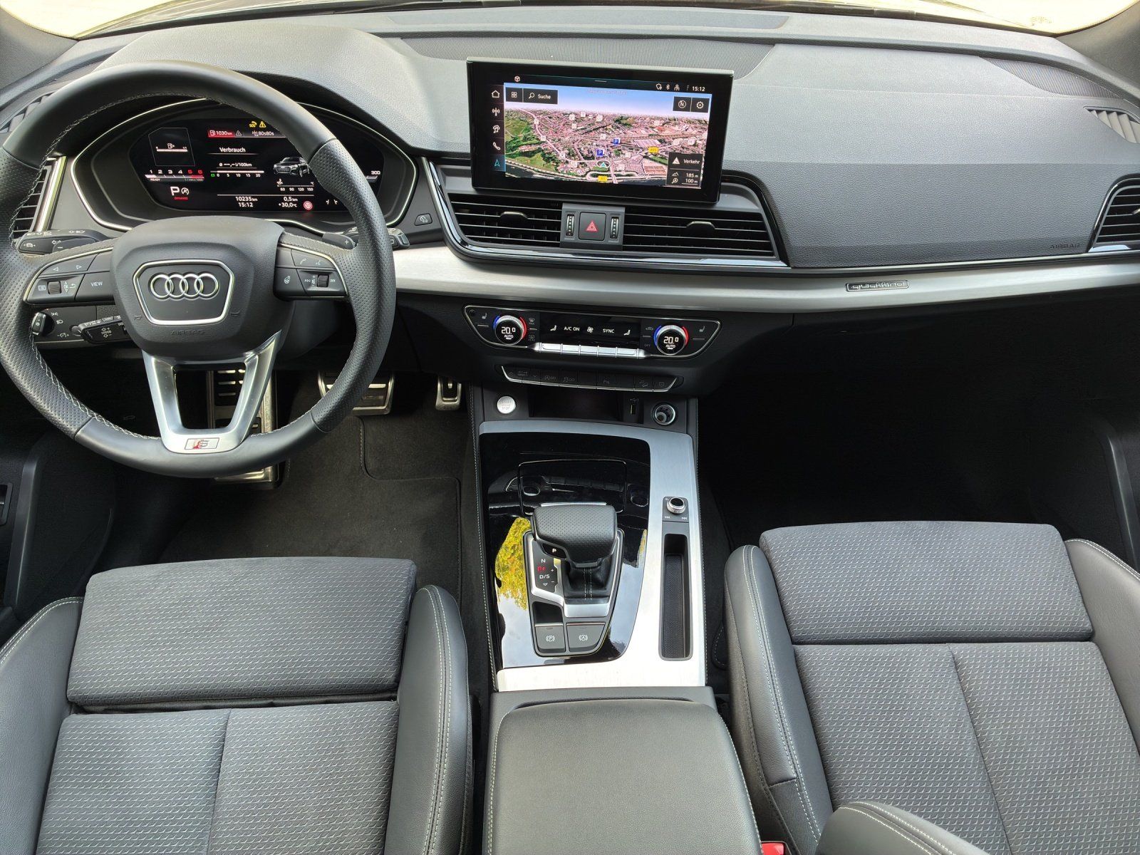 Audi Q5 40 2.0 TDI quattro S-Line AHK, MATRIX, Navi