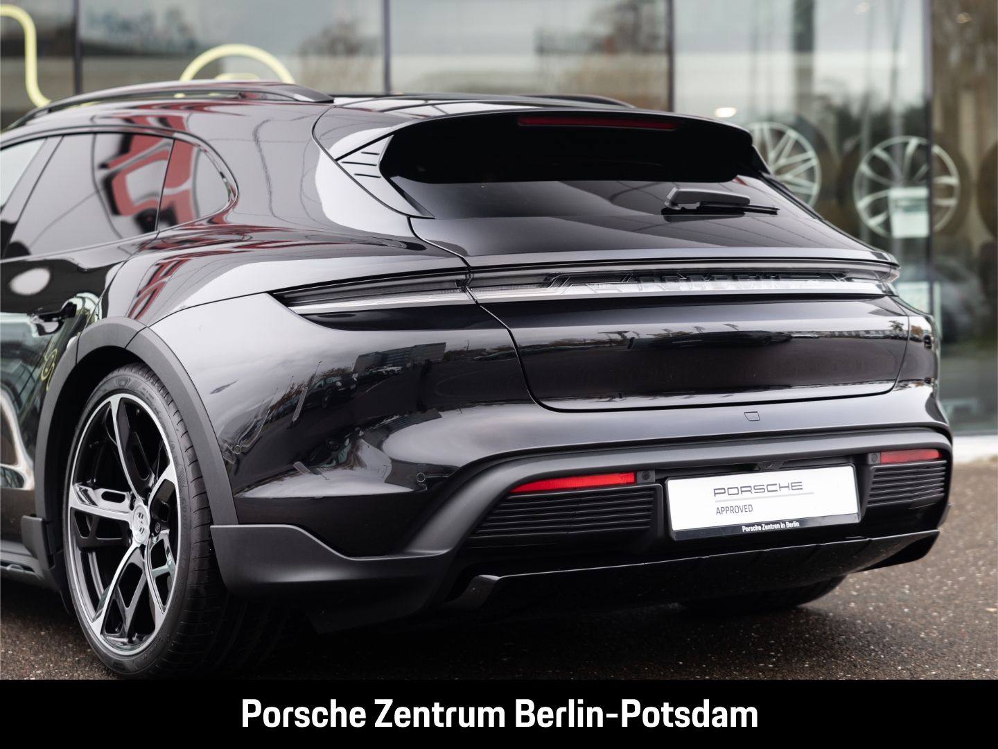 Porsche Taycan 4 Cross Turismo HD-Matrix InnoDrive 21-Zo
