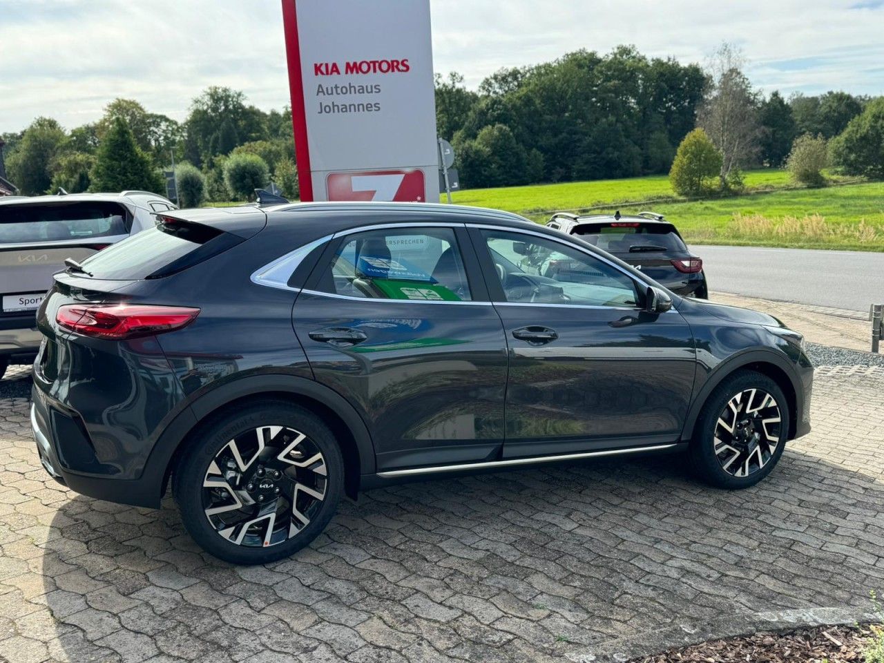 Kia X-Ceed 1.5 T-GDI Spirit - Samsaru's Car Outlet